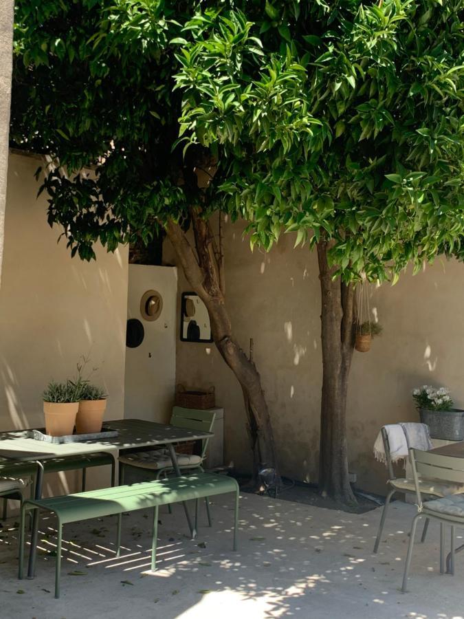 La Maison De Cerise Fourques  Eksteriør billede
