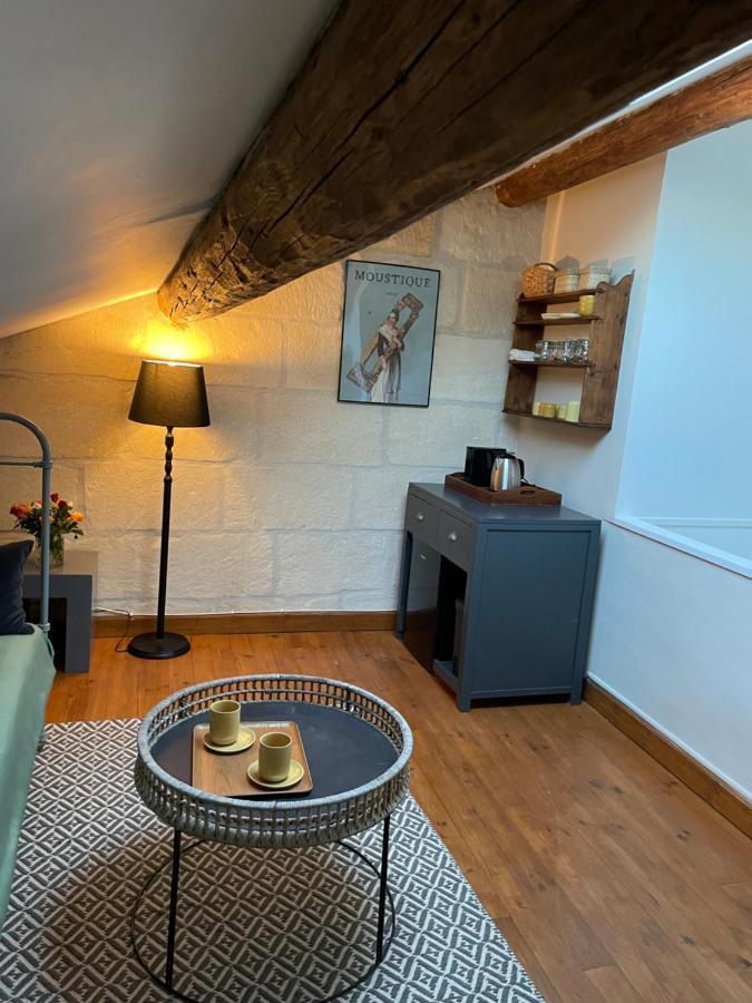 La Maison De Cerise Fourques  Eksteriør billede